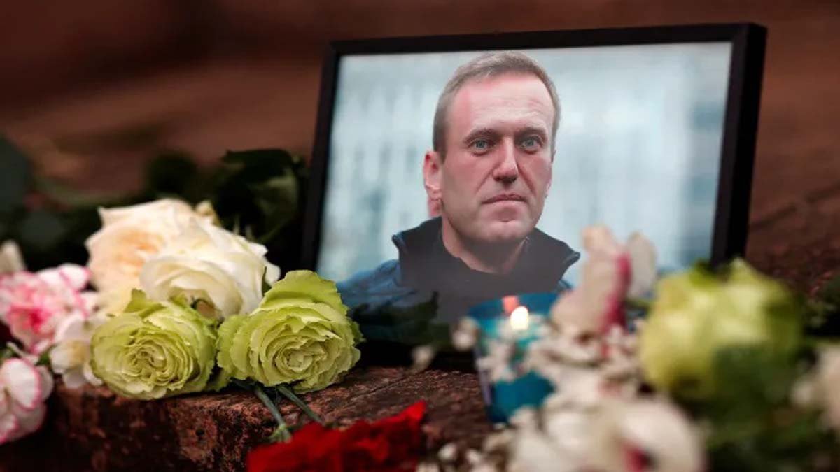 Navalny death: Ally says activist was about to be freed in prisoner swap; Navalny deat; Navalny death; navalny; hlwupdate.com; hlwupdate; hlw update;